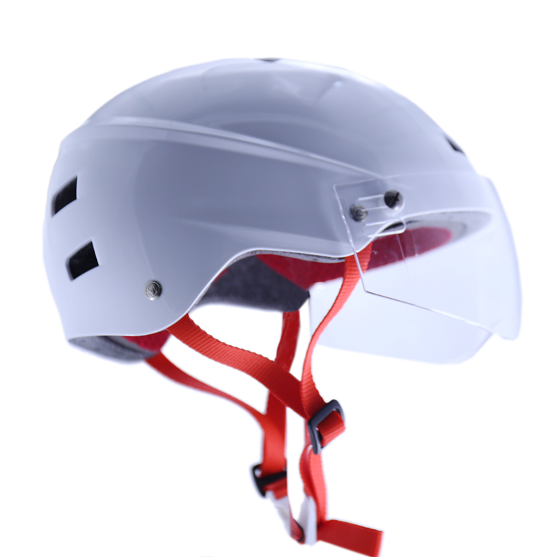 男女皆宜的头部保护安全保护滑冰头盔